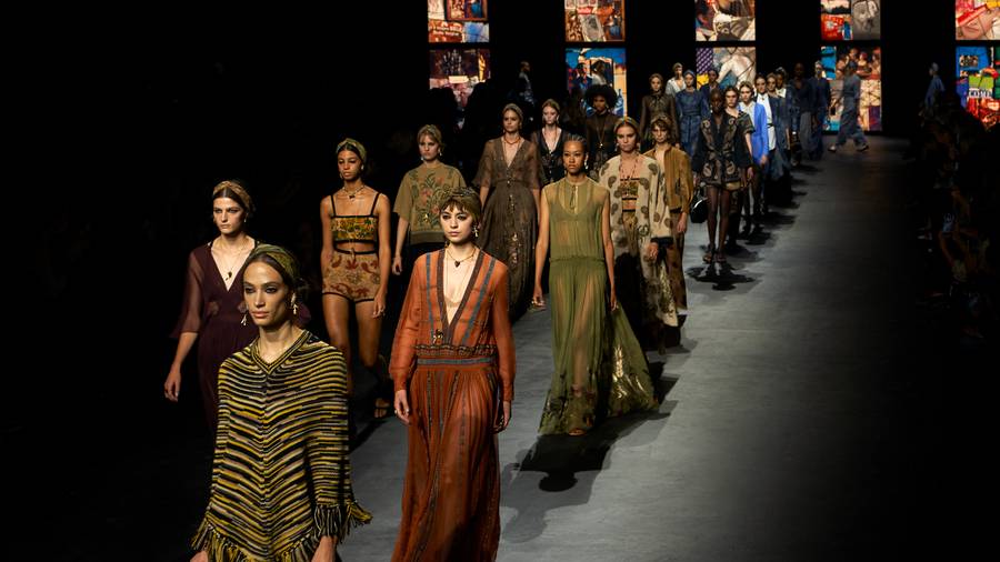 3 choses à retenir du défilé Dior printemps-été 2021