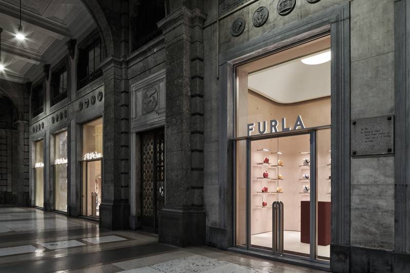 À quoi ressemble le flagship de Furla imaginé par l'architecte David Chipperfield ?