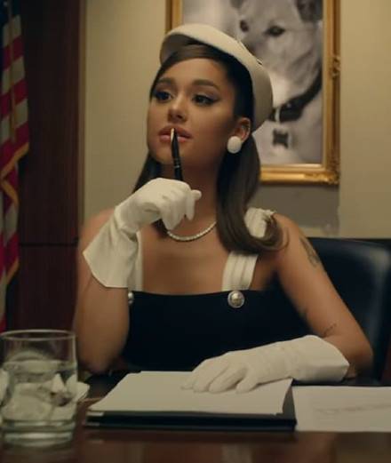 Ariana Grande s’invite à la Maison Blanche
