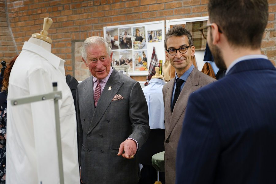 Comment le prince Charles préserve-t-il l’artisanat anglais et italien ?