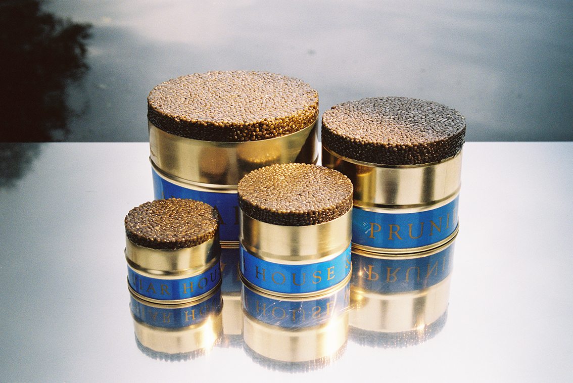 La maison française de caviar Prunier est disponible en livraison