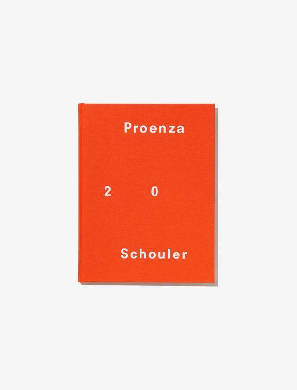 L'élégance décontractée de la collection Proenza Schouler printemps-été 2021