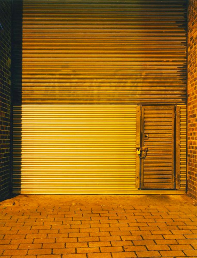 Dominique Fiat · Rut Blees LUXEMBURG, Golden Shutters, London, 2016. C print, 159x120cm - courtesy galerie Dominique Fiat