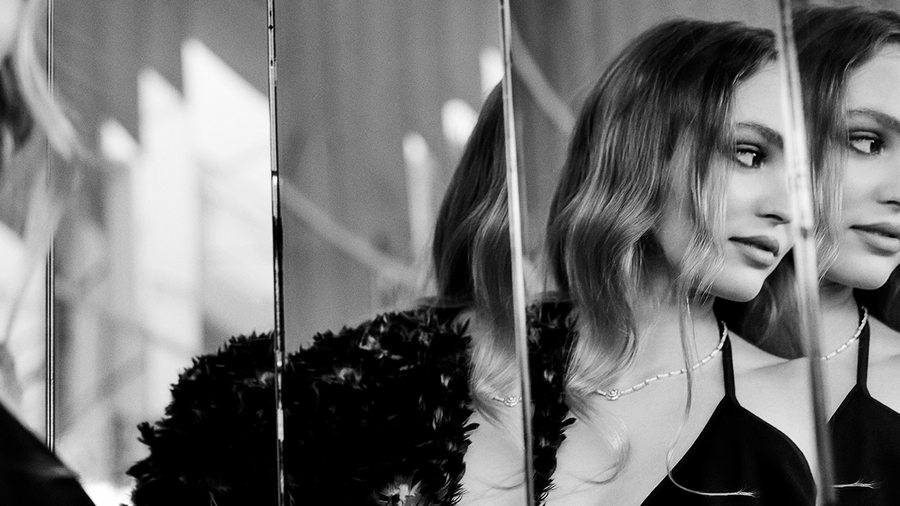 Lily Rose Depp, Marion Cotillard, Penelope Cruz... Les stars en Chanel photographiées par Anton Corbijn pour le défilé haute couture printemps-été 2021