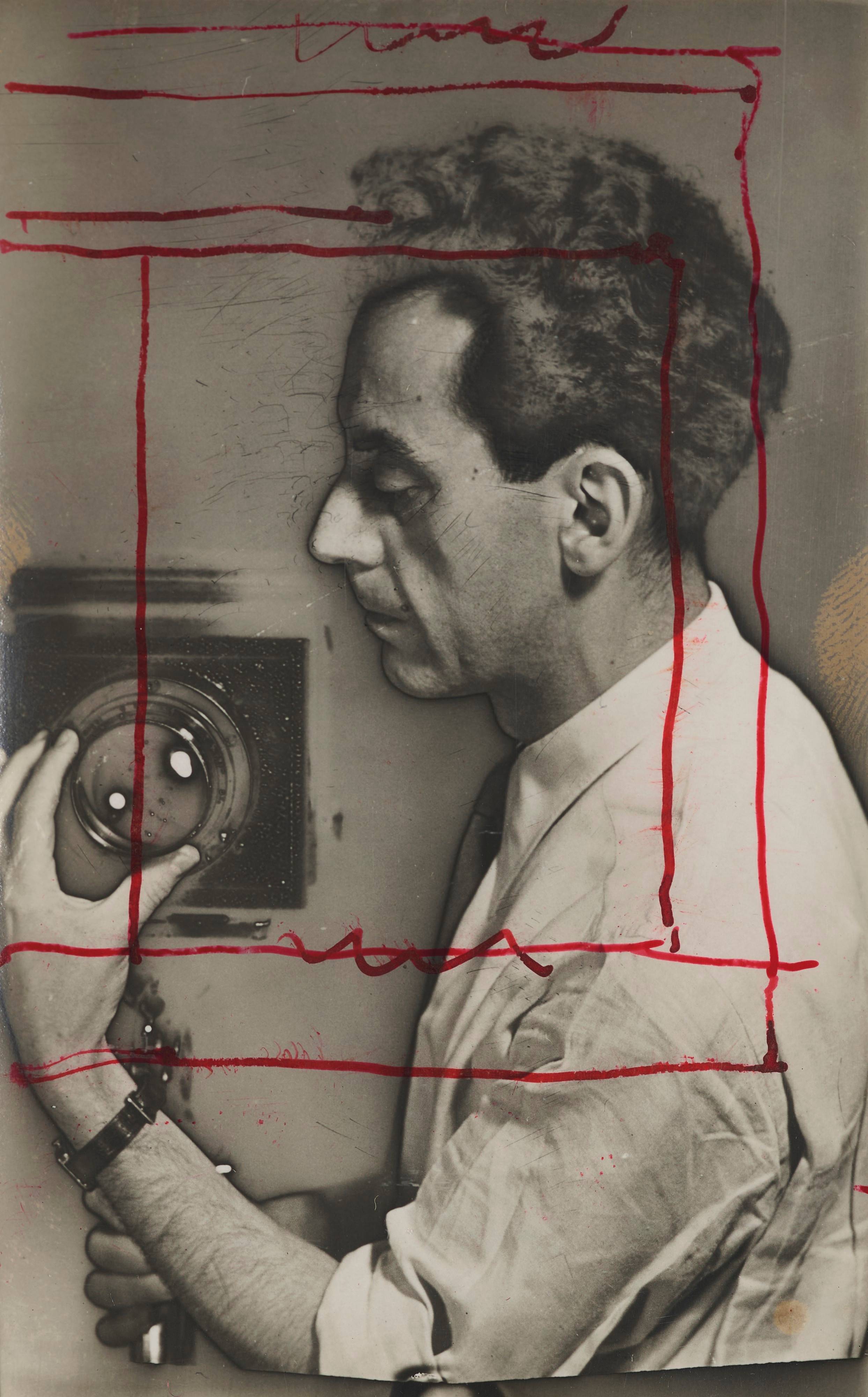 Man Ray en cinq œuvres surprenantes en vente chez Christie's