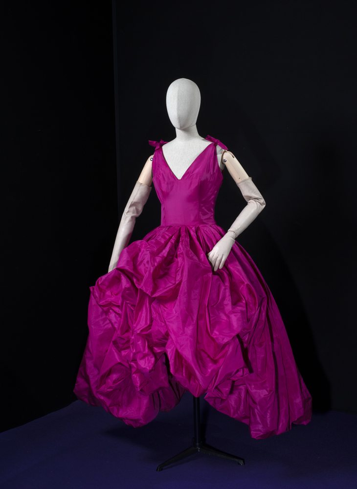 Christian Lacroix, Givenchy, Dior : 500 trésors de mode en vente chez Cornette de Saint Cyr