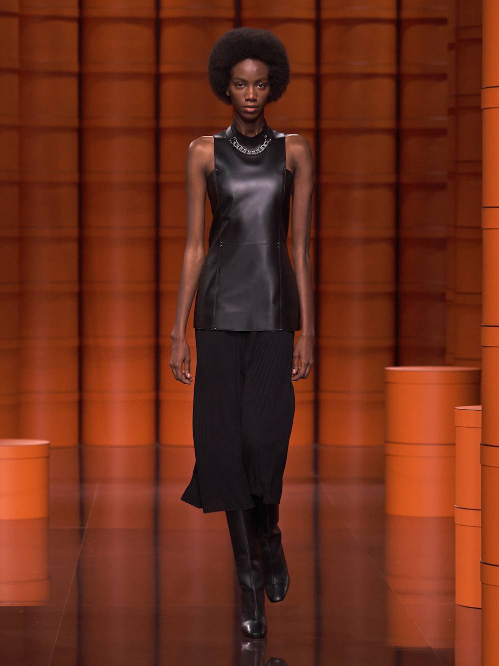 Hermès fall-winter 2021-2022: one show and two performances