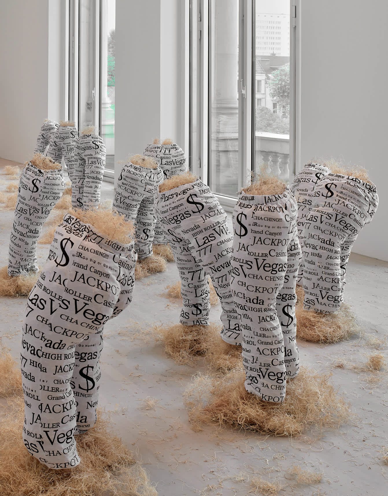 Lutz Bacher, “Vegas Pants“ (2018). 60 000 €. Courtesy of Blum & Poe Gallery
