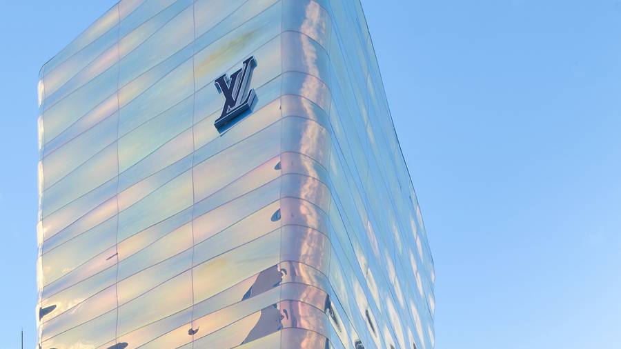 Louis Vuitton s'inspire de l'océan pour transformer son flagship à Tokyo