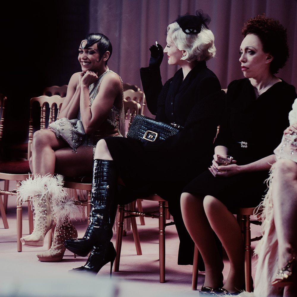 D’Édith Piaf à Marilyn Monroe, Roger Vivier rend hommage aux icônes du siècle dernier
