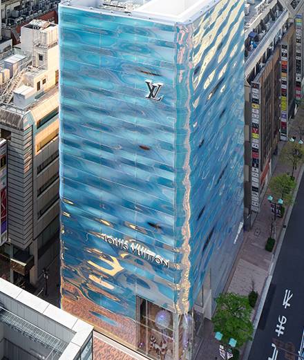 Louis Vuitton s'inspire de l'océan pour transformer son flagship à Tokyo