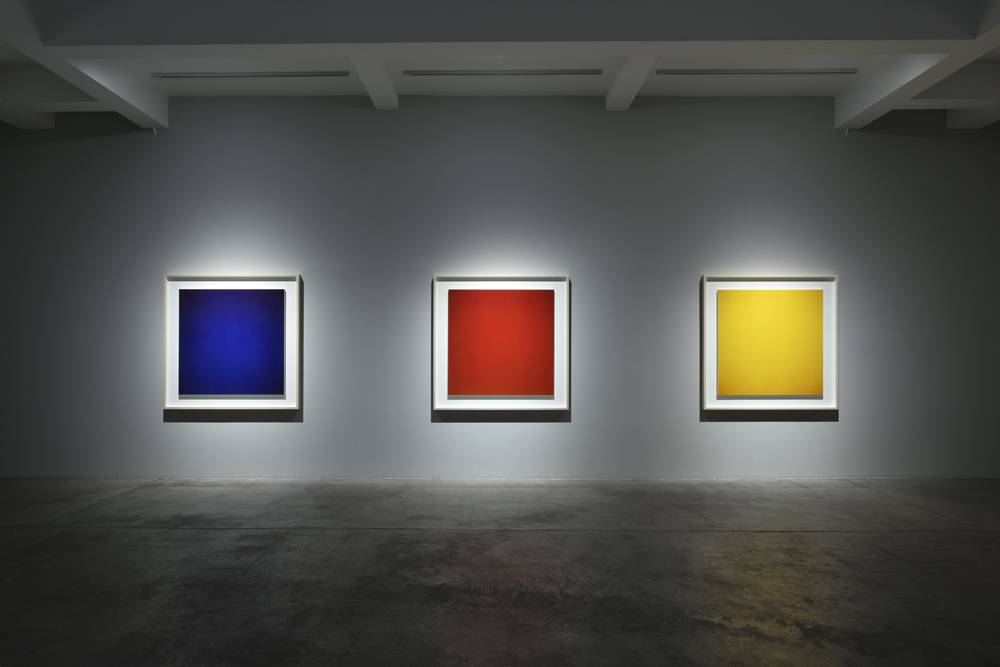 Vue de l’exposition, Hiroshi Sugimoto, “Theory of Colours”, Galerie Marian Goodman Paris, 2021.