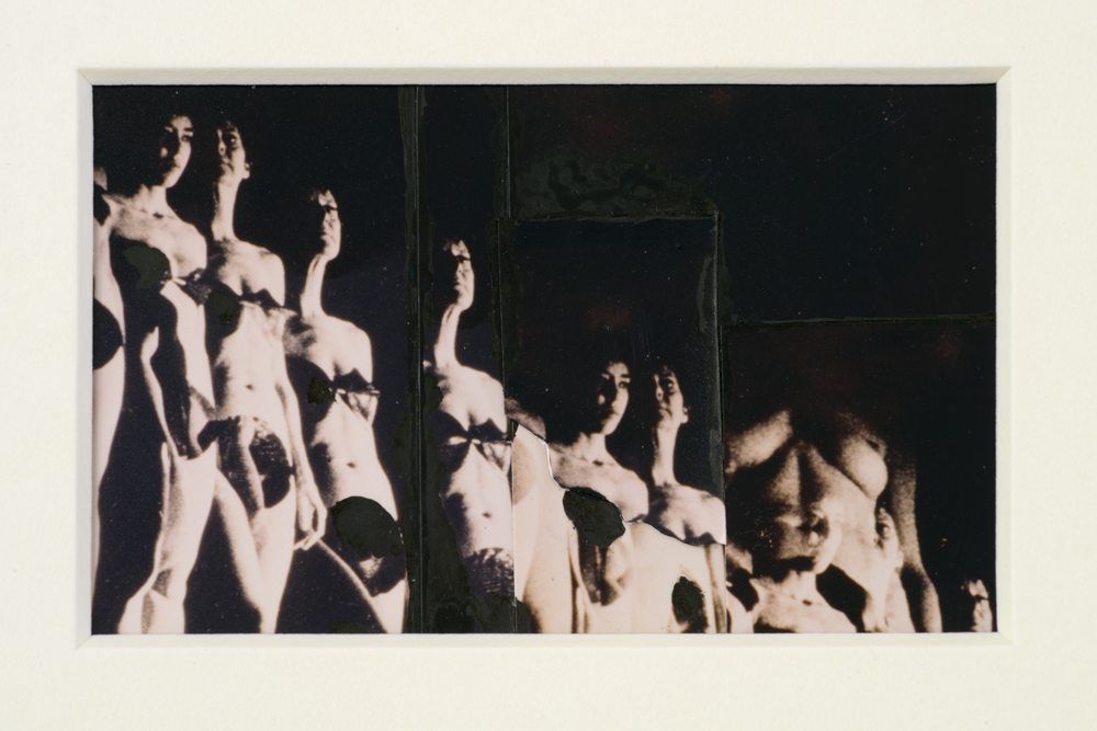 Sturtevant, “Duchamp nu descendant un escalier” (1968/1996). Courtesy Estate Sturtevant (Paris) et / and Galerie Thaddaeus Ropac (Londres / London, Paris, Salzbourg / Salzburg) © Estate Sturtevant ; Photo : © Charles Duprat 