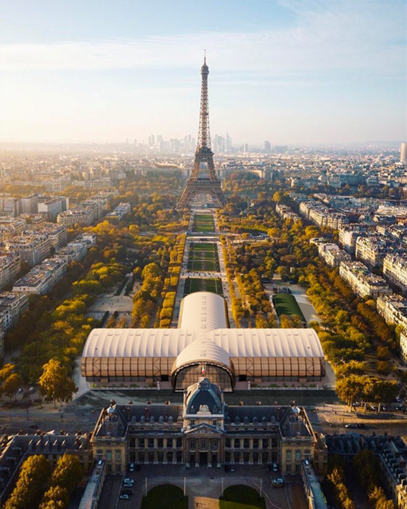 Le Grand Palais Ephémère ouvre ses portes en face de la Tour Eiffel