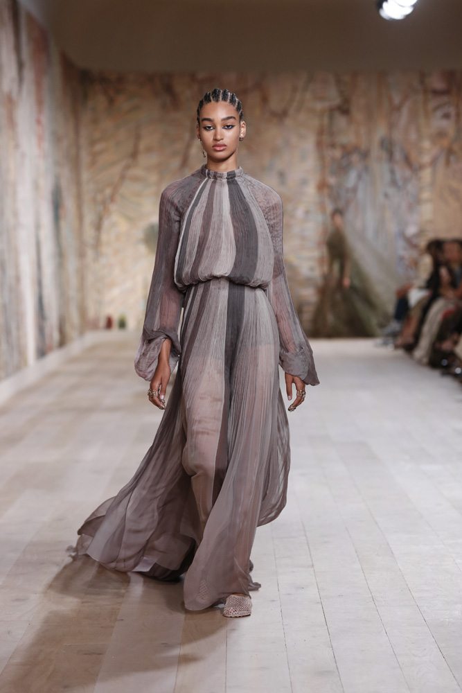 Le défilé Dior haute couture automne-hiver 2021-2022