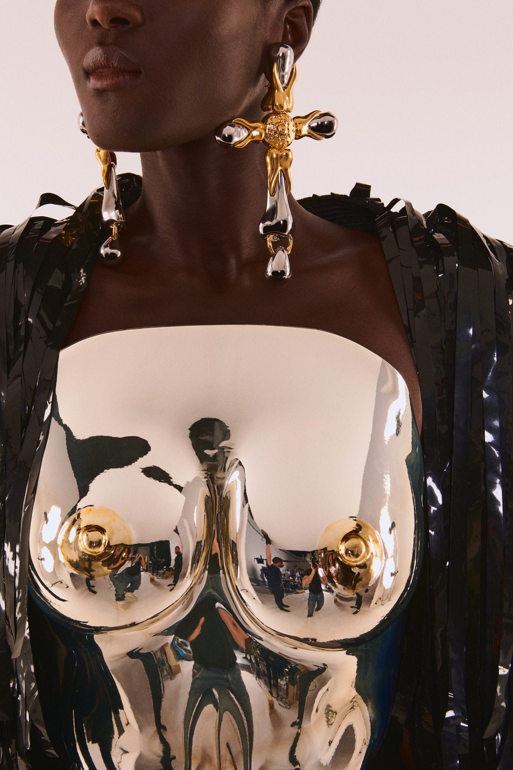 19 accessoires déments repérés dans la collection Schiaparelli haute couture automne-hiver 2021-2022