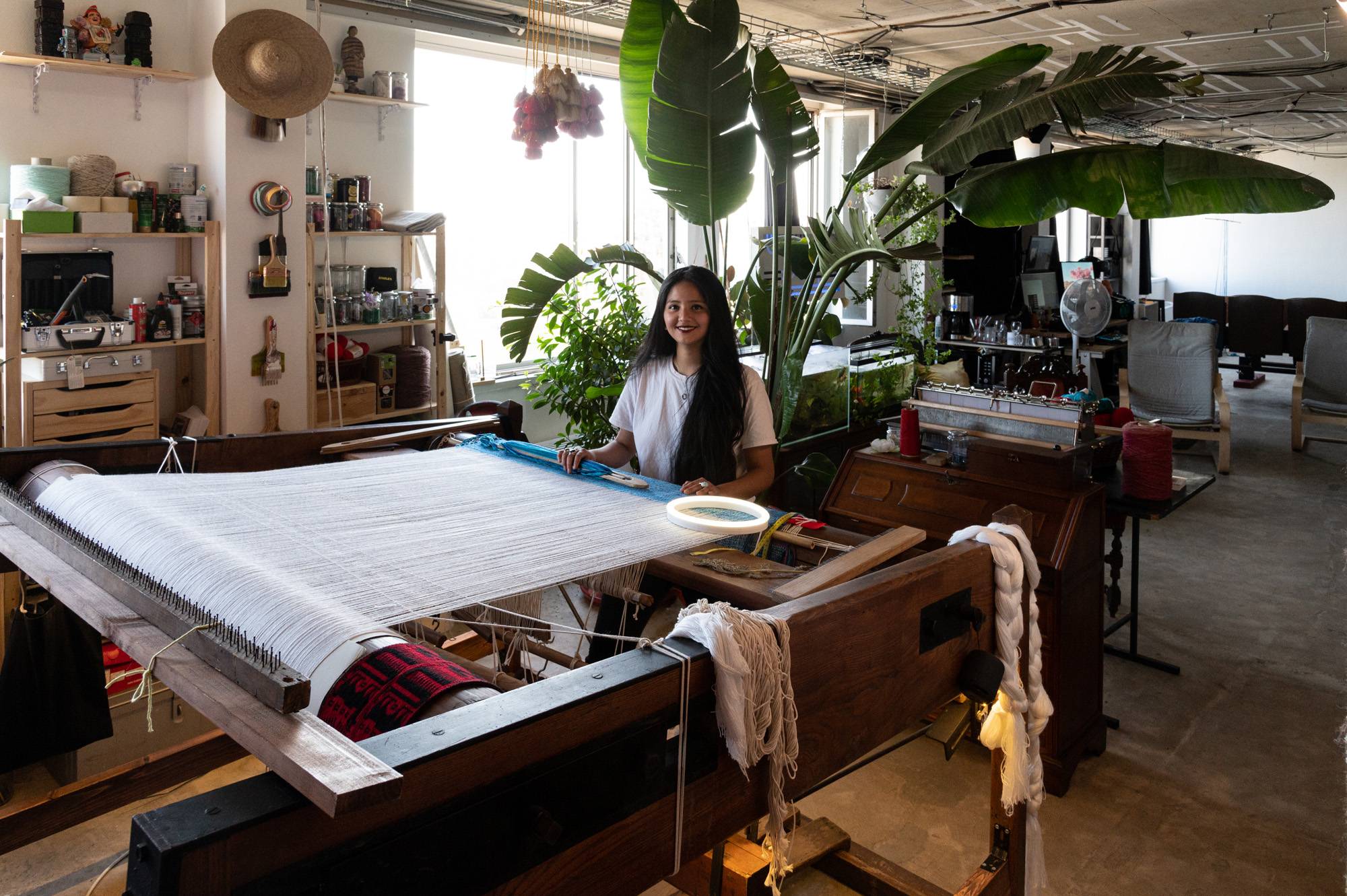Trois jeunes artistes tirent le fil de l'art textile 