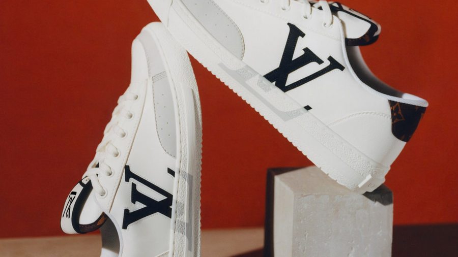 Louis Vuitton dévoile une paire de sneakers unisexe conçue avec 90% de matériaux recyclés 
