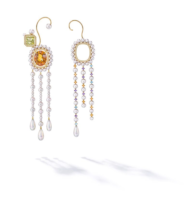 Boucles d'oreilles Ore en or jaune serti de perles et pierres précieuses