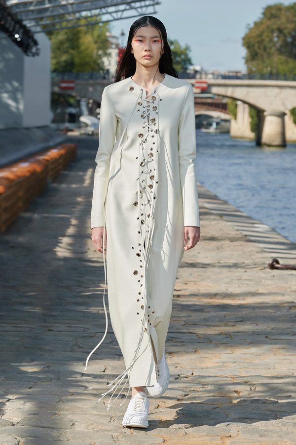 Chloé s'impose dans la mode écoresponsable avec sa collection printemps-été 2022