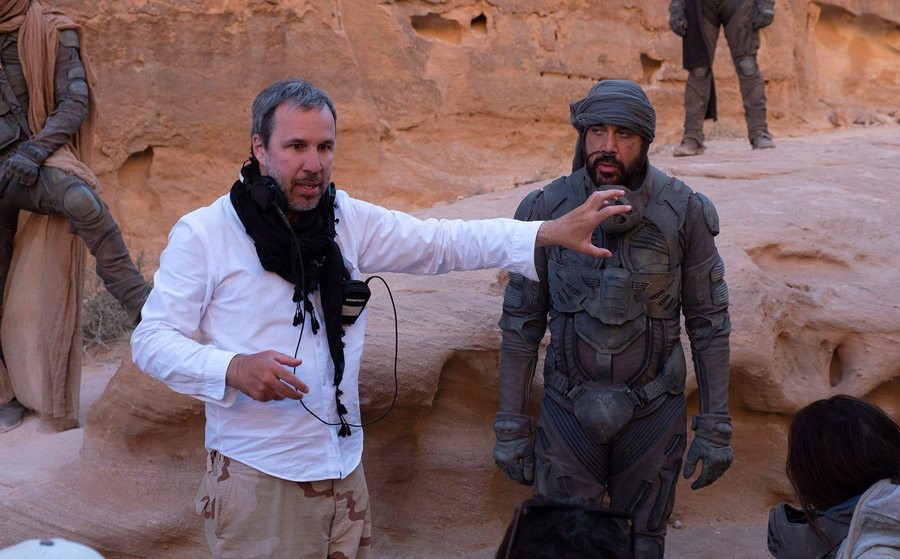 Denis Villeneuve sur le tournage de Dune © Warner Bros.