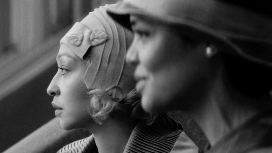 Sur Netflix, Tessa Thompson et Ruth Negga propulsées dans le New York des années 20
