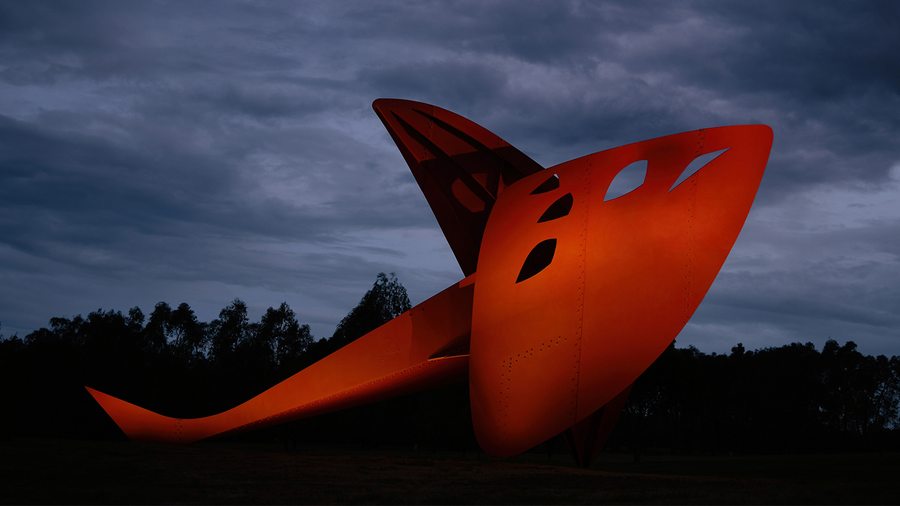 FIAC 2021 : le dragon géant d'Alexander Calder prend son envol place Vendôme