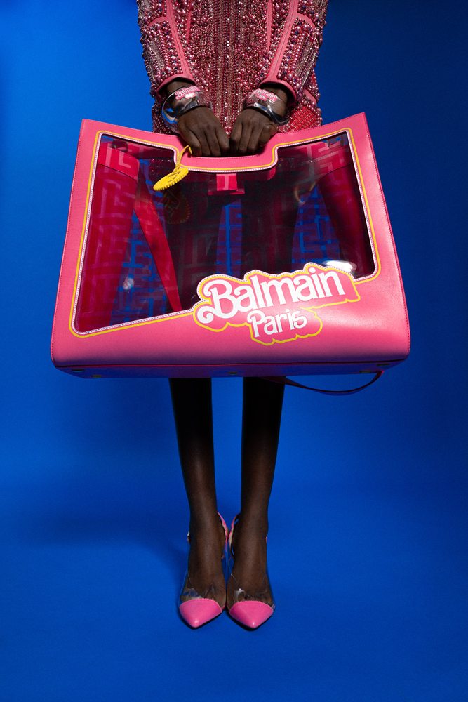 Balmain nous habille en Barbie dans une collection à taille humaine