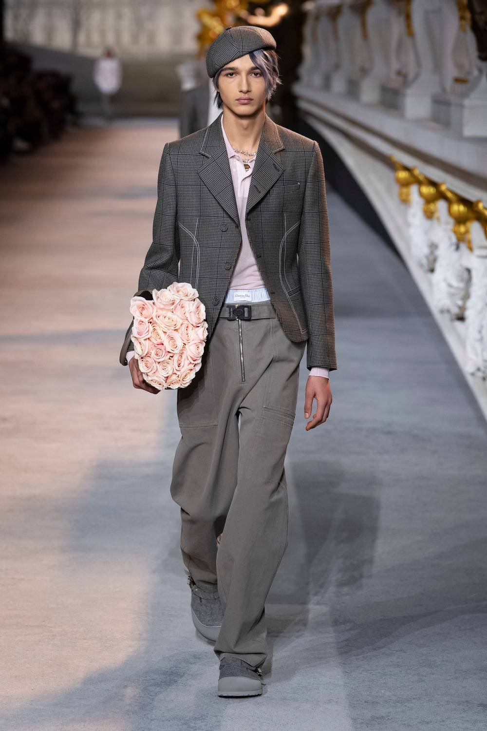 Kim Jones revisite les fondamentaux de Christian Dior dans sa collection homme automne-hiver 2022-2023