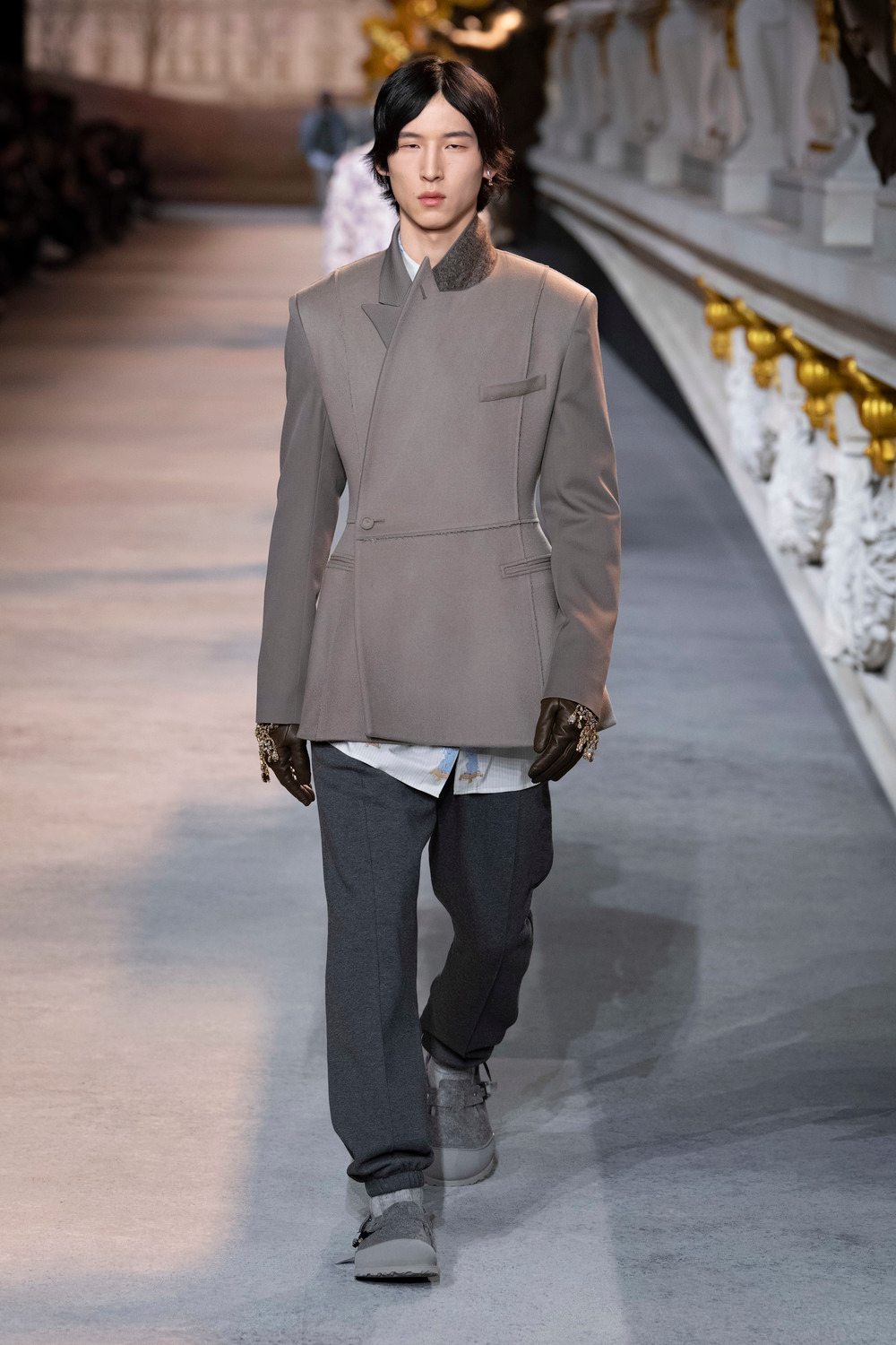 Kim Jones revisits Christian Dior’s essentials for his Fall/Winter 2022-2023 men’s collection