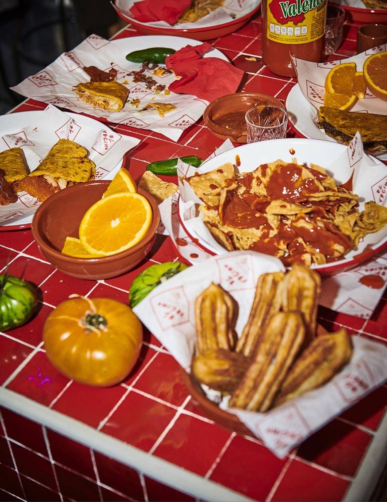 Chez El Vecino, la street food mexicaine s'invite dans le Marais et près de la Comédie-Française