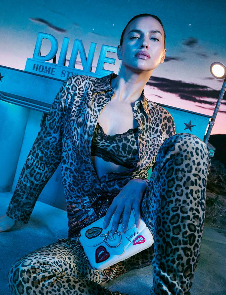 La mannequin Irina Shayk, nouvelle égérie du label Pinko 
