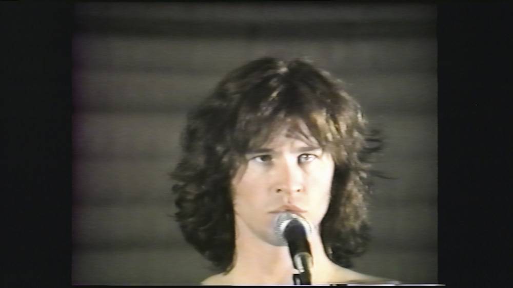 De Batman à Jim Morrison, qui est Val Kilmer, la star déchue des années 80?