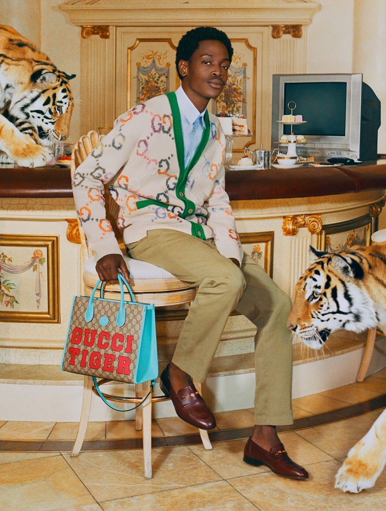 Gucci célèbre l'entrée dans l'année du tigre avec une collection lumineuse