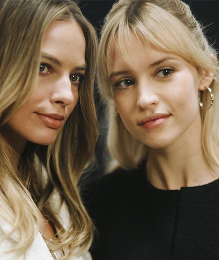 Margot Robbie et Angèle... les célébrités au défilé Chanel haute couture printemps-été 2022