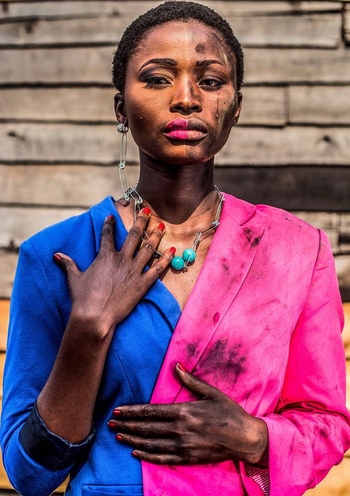 Pamela Tulizo, Double identité (Femmes de Kivu), 2019 
© Pamela Tulizo