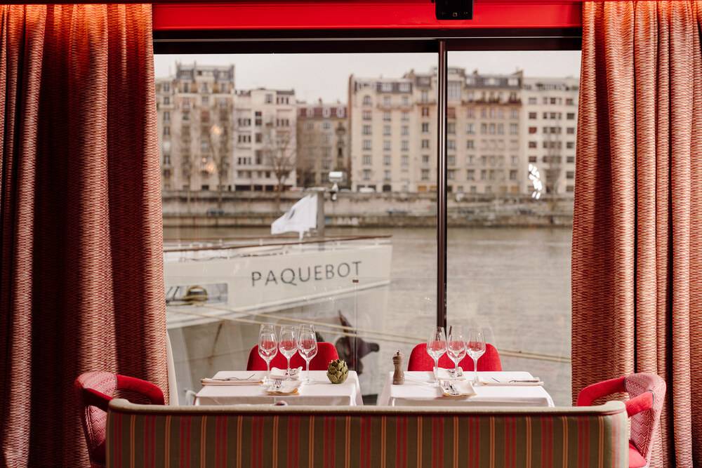 La Plage Parisienne, la guinguette chic sur les bords de Seine