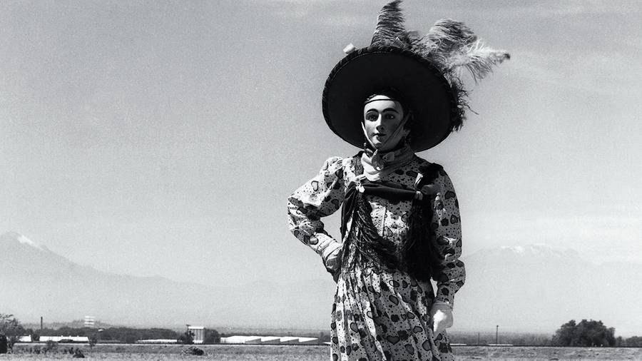 Figure majeure de la photographie mexicaine, Graciela Iturbide enchante la Fondation Cartier
