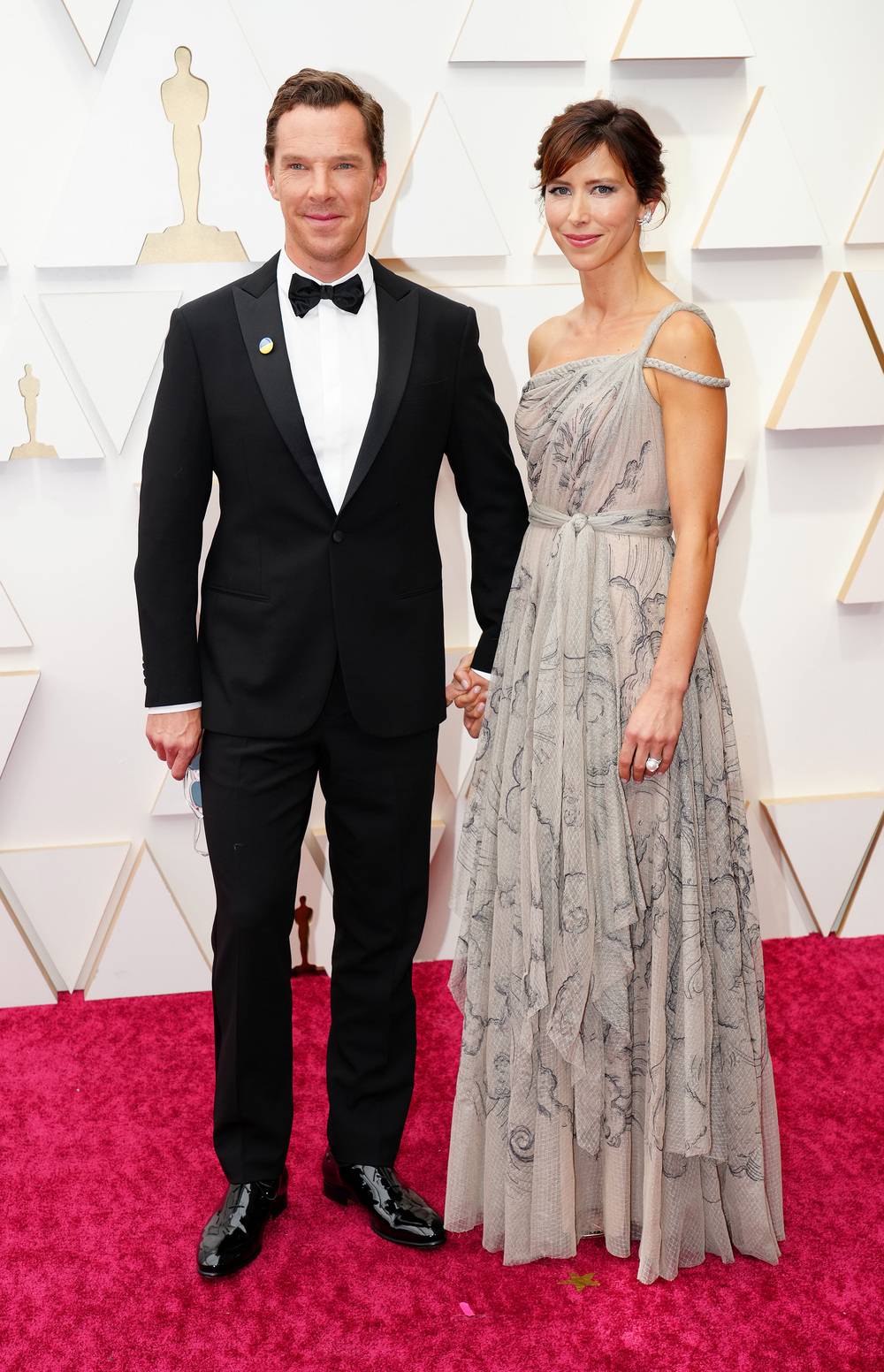 Benedict Cumberbatch en costume Giorgio Armani et Sophie Hunter en robe Dior haute couture
