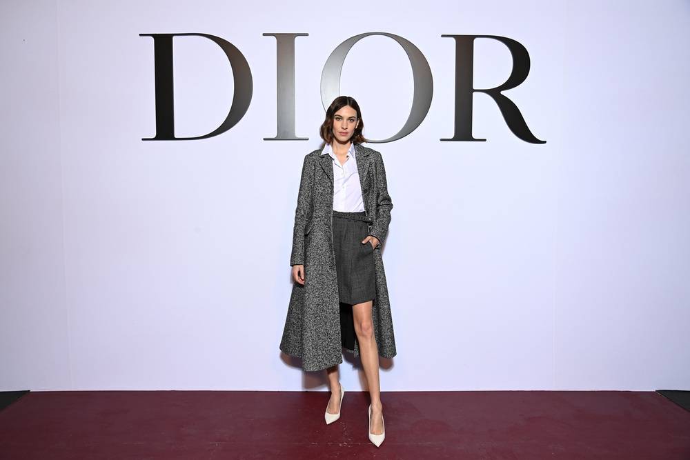 Alexa Chung au défilé Dior automne-hiver 2022-2023