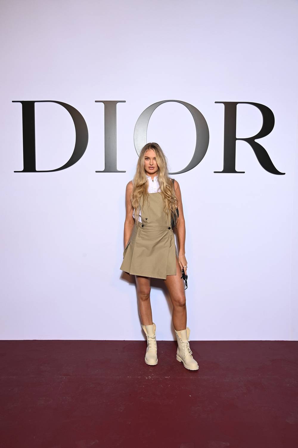 Romee Strijd au défilé Dior automne-hiver 2022-2023