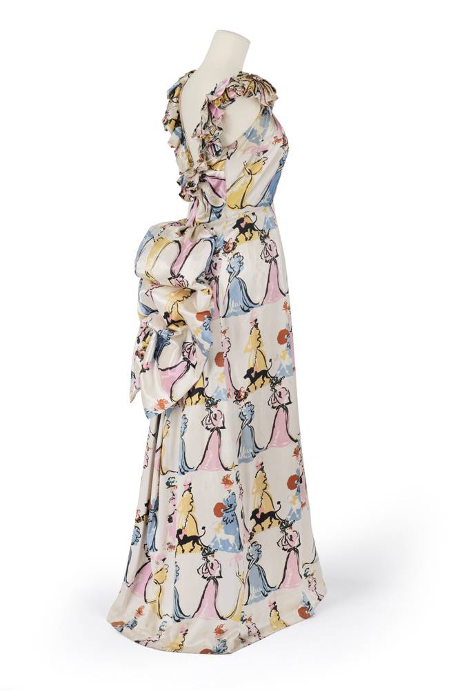 Elsa Schiaparelli — Robe du soir, Été 1939, Soie, Musée des Arts Décoratifs © Les Arts Décoratifs / Christophe Dellière 
