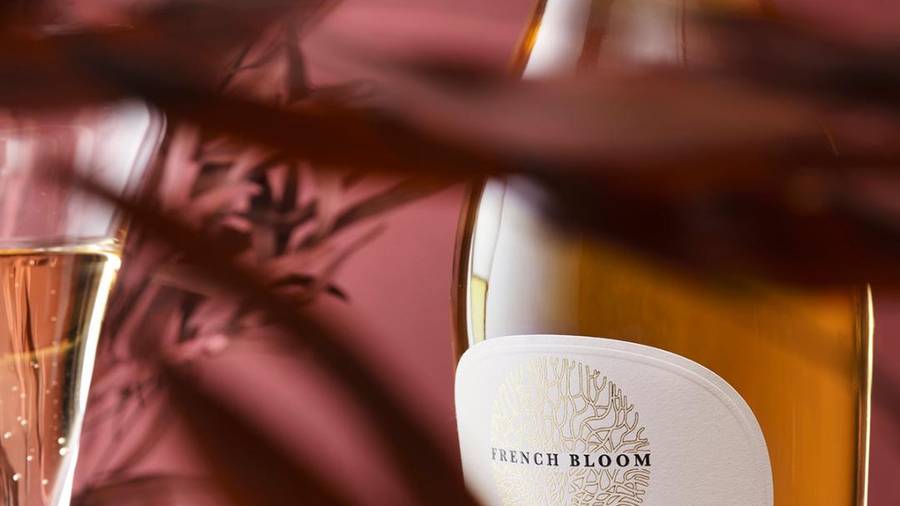 Avec son vin pétillant, bio et sans alcool, French Bloom révolutionne l'apéro