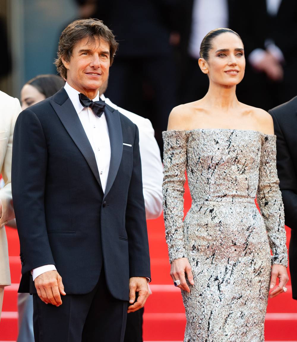 Tom Cruise en costume Giorgio Armani et Jennifer Connely en robe Louis Vuitton ©Samir Hussein / Getty