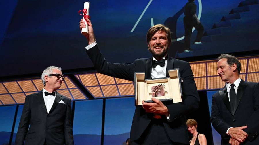 En direct de Cannes 2022 : Sans Filtre, la Palme d’or attribuée par le jury de Vincent Lindon, fait-elle partie de nos coups de cœur de cette 75e édition ?  
