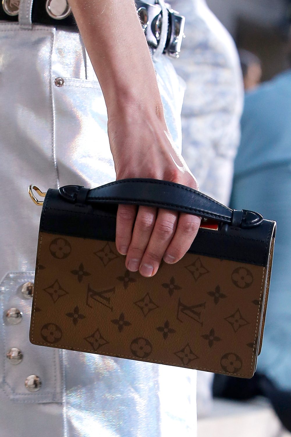 29 accessoires repérés au défilé Louis Vuitton Croisière 2023 à San Diego