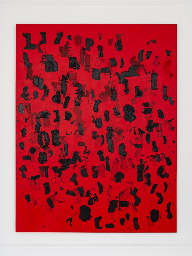 Glenn Ligon, “Debris Field (Red) #20” (2021). Photo : Lewis Ronald. © GLENN LIGON. Courtesy de l’artiste ; Hauser & Wirth, New York ; Regen Projects, Los Angeles ; Thomas Dane Gallery, Londres & Chantal Crousel, Paris