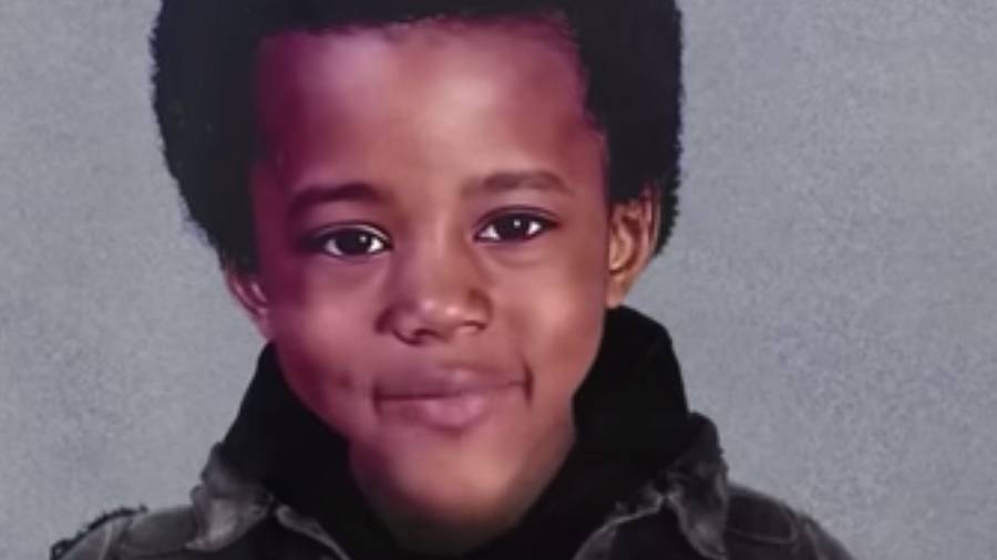 Kanye West donne vie à ses photos d’enfance dans son nouveau clip