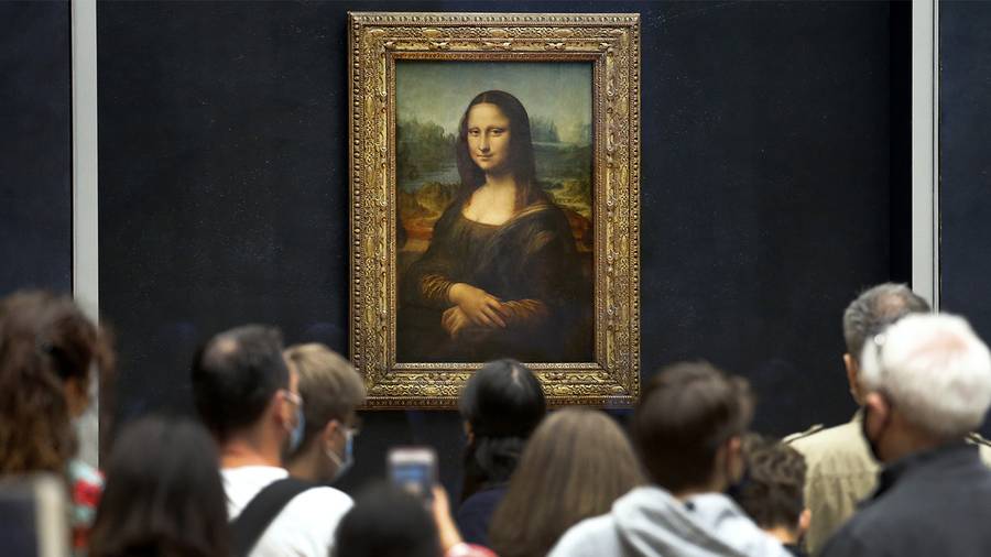 Why did a man smear cake over the Mona Lisa?