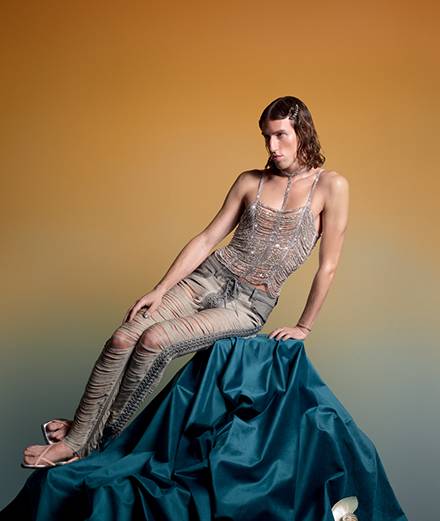 Ludovic de Saint-Sernin, le créateur français qui sensualise la mode masculine